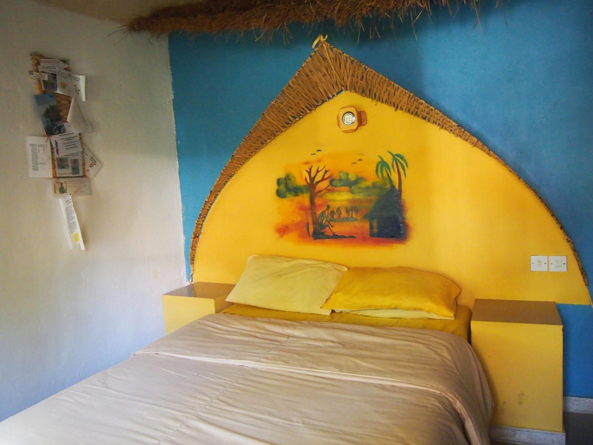 Footsteps Eco-Lodge Gunjur Ngoại thất bức ảnh
