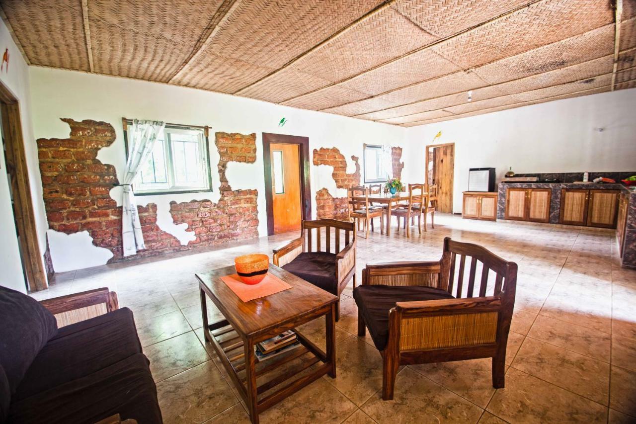 Footsteps Eco-Lodge Gunjur Ngoại thất bức ảnh